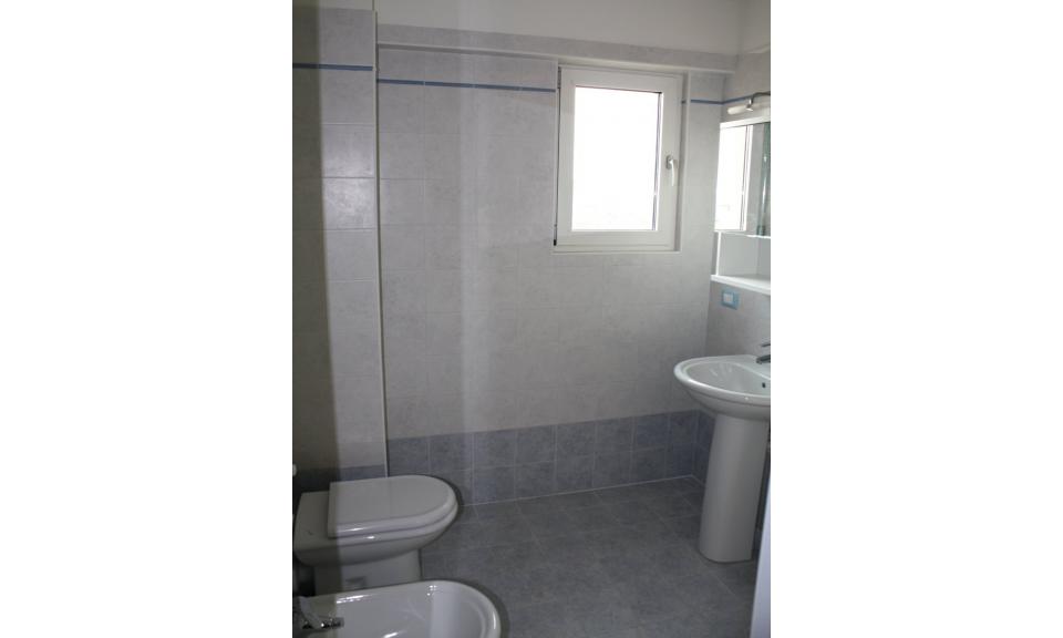 apartments SKY RESIDENCE: bathroom (example)