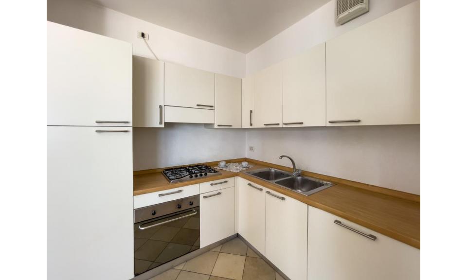 apartments AMERICAN: C6 - kitchenette (example)