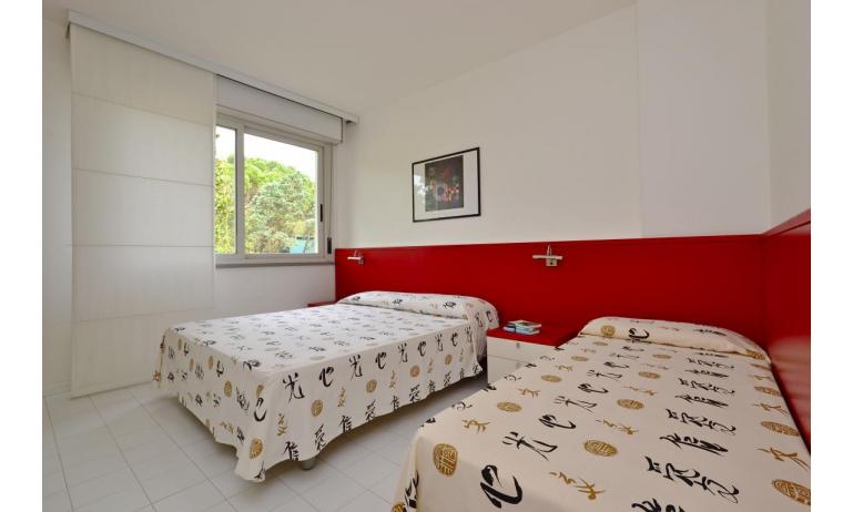 residence PARCO HEMINGWAY: B5/5H - bedroom (example)