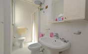 résidence PARCO HEMINGWAY: C7 - salle de bain avec cabine de douche (exemple)