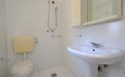 residence PARCO HEMINGWAY: C7 - bathroom (example)
