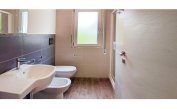 Ferienwohnungen MADDALENA: C6 - Badezimmer mit Duschkabine (Beispiel)