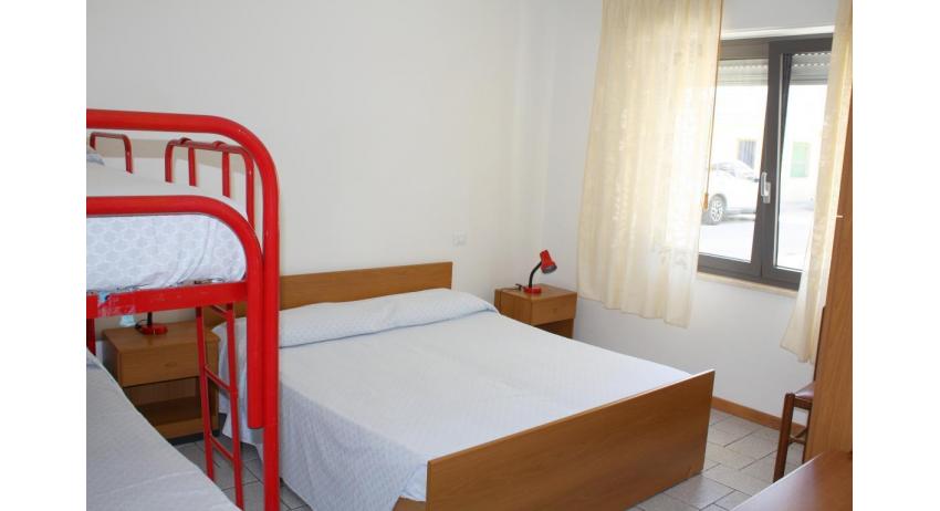 apartments VILLA NODARI: B4 - bedroom with bunk bed (example)