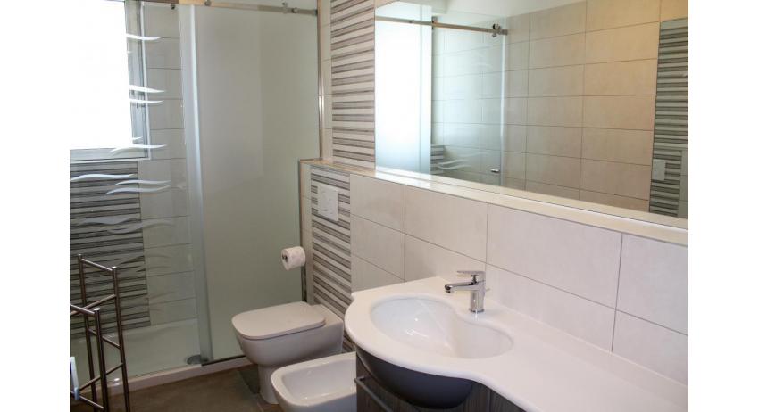 apartments NASHIRA: C8/H - bathroom (example)