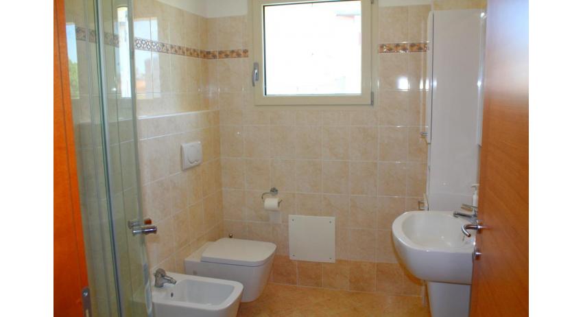 appartament TORRE BAHIA: C6 - salle de bain (exemple)