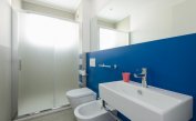 apartments RESIDENZA EDDA: B4/T - bathroom with a shower enclosure (example)