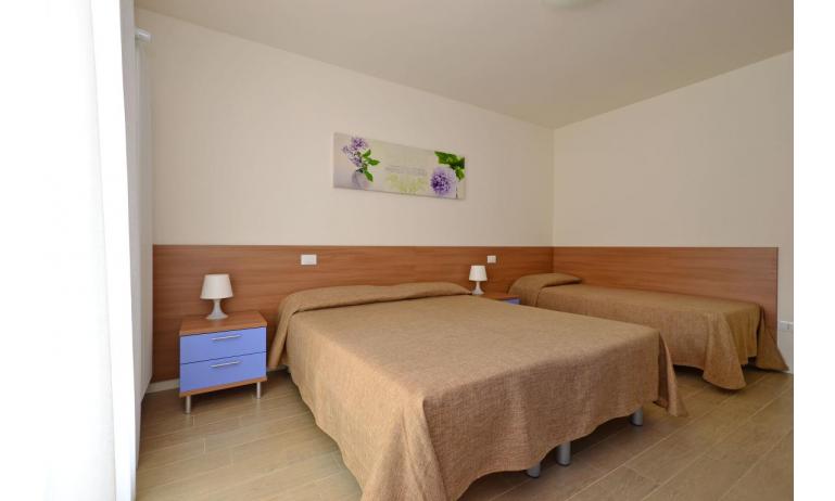 Ferienwohnungen BELLAROSA: C7 - Dreibettzimmer (Beispiel)