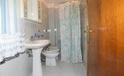 Ferienwohnungen VILLA FIORE CARINZIA: B5 - Badezimmer (Beispiel)