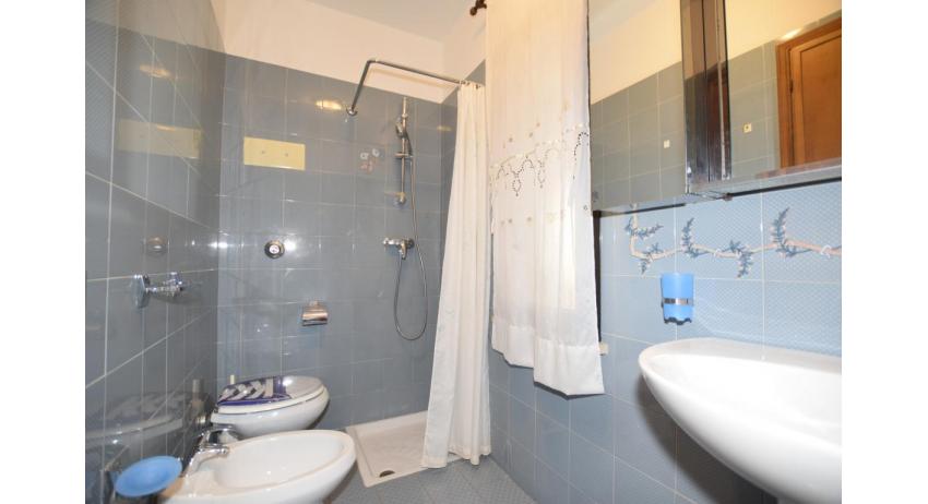 apartments VILLA FIORE CARINZIA: C7 - bathroom (example)