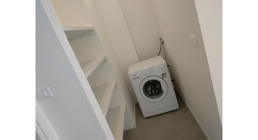 apartments MILANO: C6 - washing machine