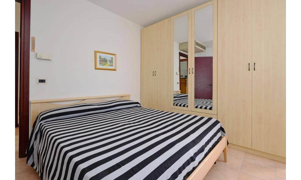 Ferienwohnungen PORTA DEL MARE: C6 - Dreibettzimmer (Beispiel)