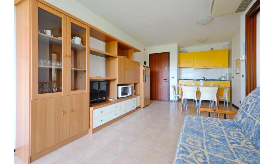appartamenti PORTA DEL MARE: C6 - soggiorno (esempio)